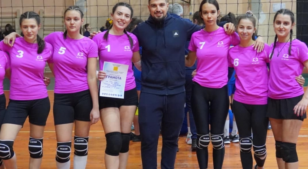 ШАМПИОНИ